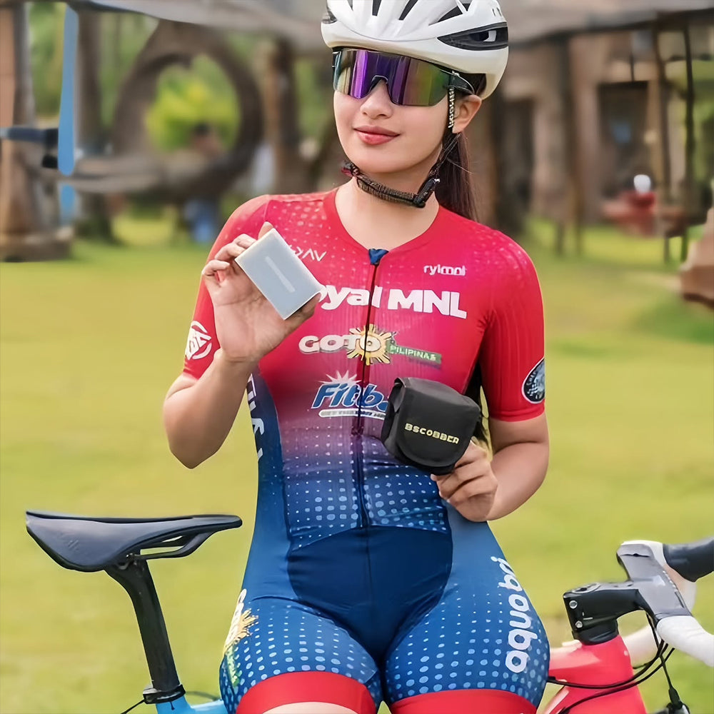 Lifestyle shot of @rsjnromeroo with BSCOBBER’s mini electric air pump – lightweight, handheld, and ideal for quick inflation while biking or traveling