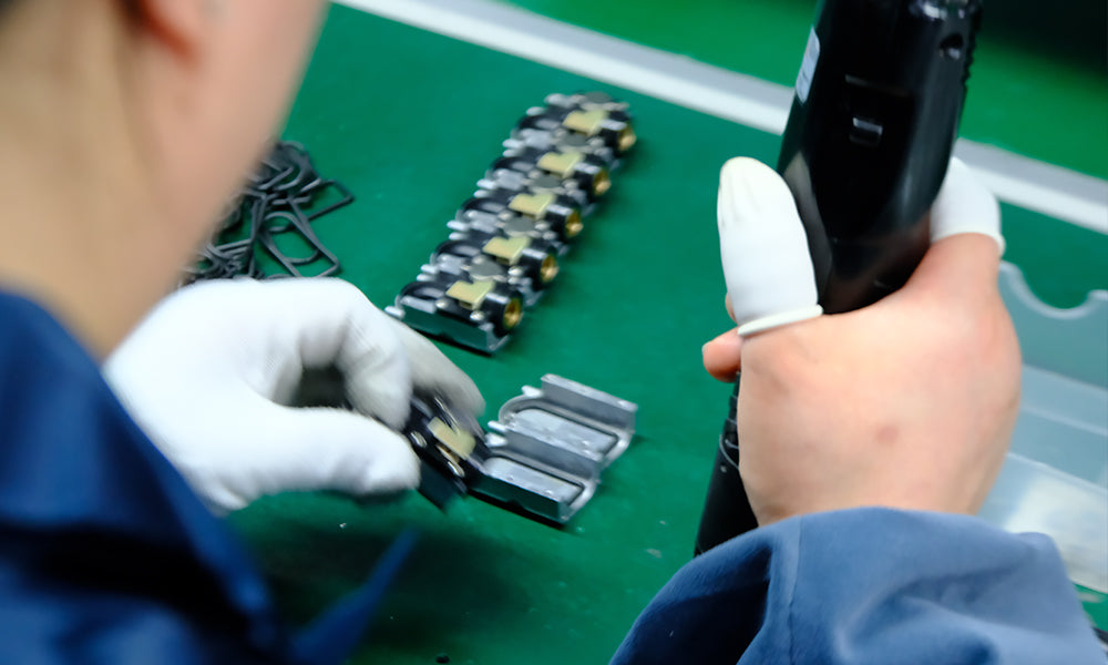 BSCOBBER factory production line showcasing standardized electric pump assembly process.